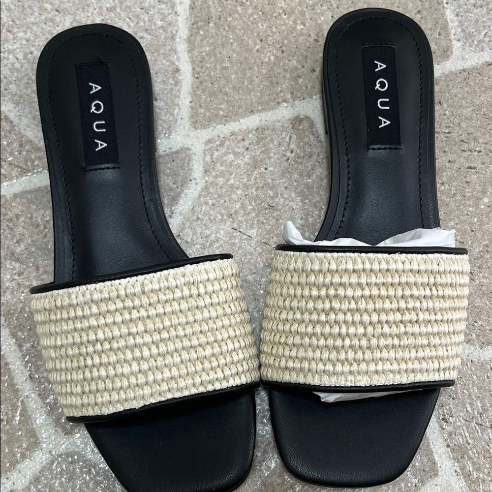 Aqua Women's Black and Tan Woven Sandals